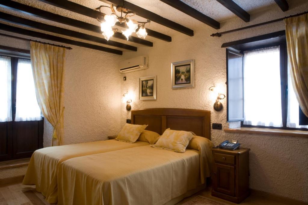 El Foyu Hotel Colunga Cameră foto